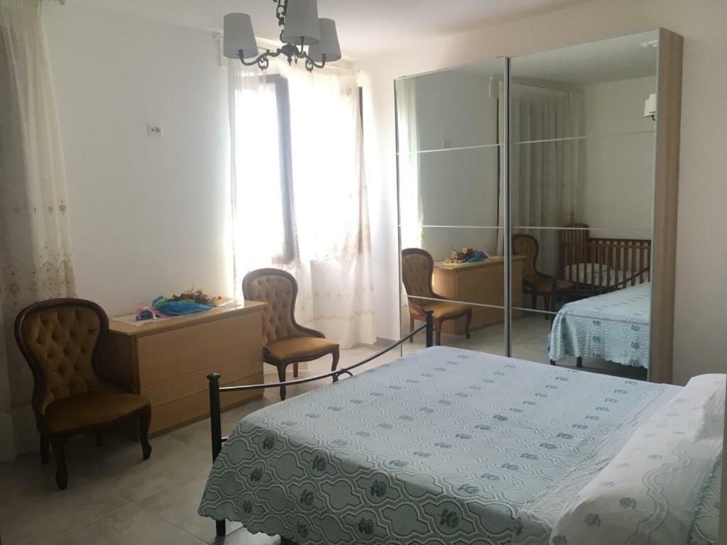 Apartamento Casa Leo Fossombrone Exterior foto