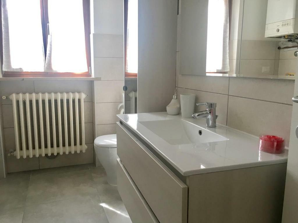 Apartamento Casa Leo Fossombrone Exterior foto
